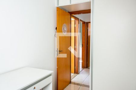 Quarto 1 de casa para alugar com 3 quartos, 120m² em Nacional, Contagem