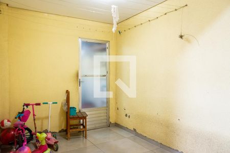 Entrada de casa para alugar com 3 quartos, 120m² em Nacional, Contagem