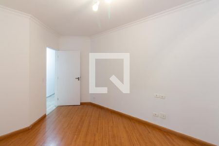 Suíte de apartamento para alugar com 3 quartos, 120m² em Moema, São Paulo