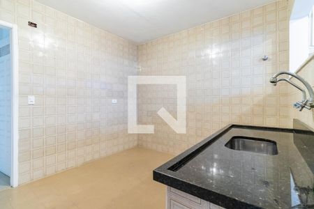 Cozinha de casa para alugar com 2 quartos, 150m² em Interlagos, São Paulo