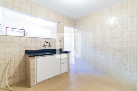 Cozinha de casa para alugar com 2 quartos, 150m² em Interlagos, São Paulo