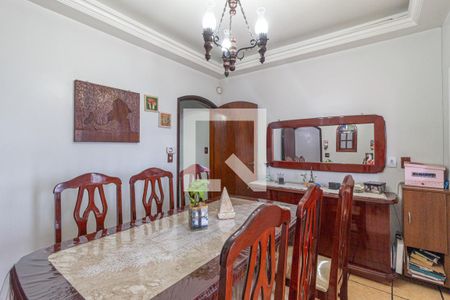Sala de jantar de casa à venda com 4 quartos, 208m² em Veloso, Osasco