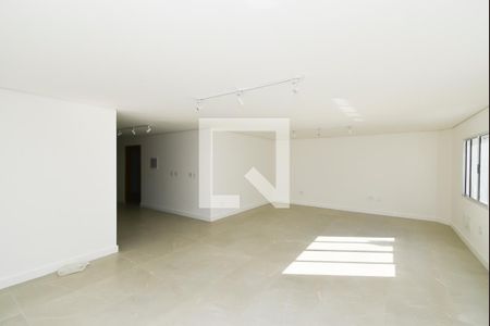 Casa à venda com 330m², 5 quartos e 3 vagasSala