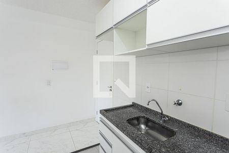 Sala e cozinha de apartamento para alugar com 1 quarto, 28m² em Freguesia do Ó, São Paulo