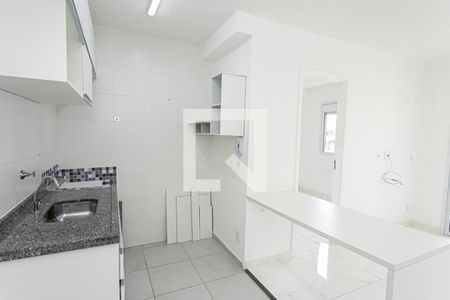 Sala e cozinha de apartamento para alugar com 1 quarto, 28m² em Freguesia do Ó, São Paulo