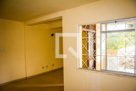 Sala de casa para alugar com 3 quartos, 120m² em Stella Maris, Salvador
