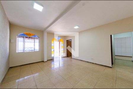 Sala de casa para alugar com 3 quartos, 290m² em Dom Cabral, Belo Horizonte