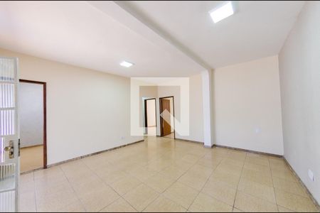 Sala de casa para alugar com 3 quartos, 290m² em Dom Cabral, Belo Horizonte