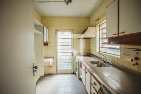 Casa para alugar com 146m², 3 quartos e 3 vagas Casa para alugar com 146m², 3 quartos e 3 vagasCozinha