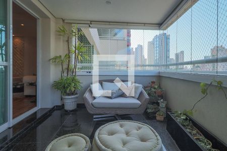 Varanda  de apartamento à venda com 3 quartos, 145m² em Jardim Analia Franco, São Paulo