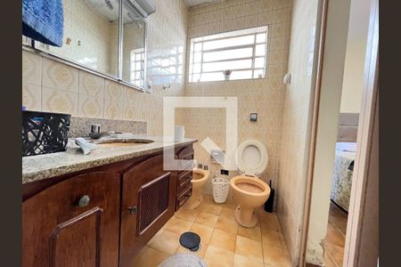 Banheiro da Suíte de casa à venda com 2 quartos, 199m² em Vila Guarani (zona Sul), São Paulo