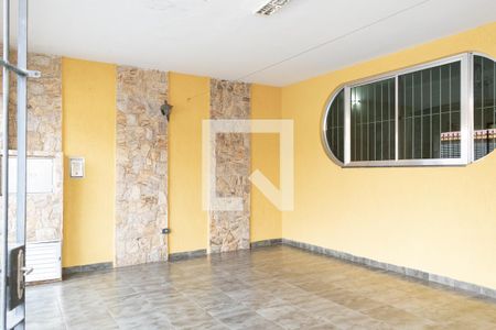 Casa à venda com 129m², 2 quartos e 2 vagas Casa à venda com 129m², 2 quartos e 2 vagasGaragem