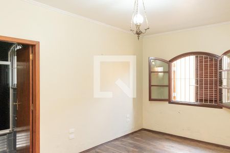 Casa à venda com 129m², 2 quartos e 2 vagas Casa à venda com 129m², 2 quartos e 2 vagasQuarto 2