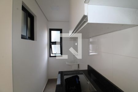 Sala / Cozinha de apartamento à venda com 2 quartos, 35m² em Vila Isolina Mazzei, São Paulo