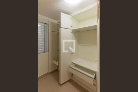 Quarto 1 - Armários de apartamento para alugar com 3 quartos, 58m² em Vila Marieta, Campinas