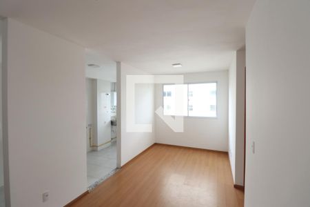 Sala de apartamento para alugar com 2 quartos, 46m² em Colubande, São Gonçalo