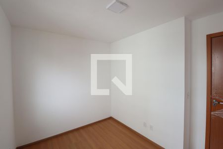 Quarto 2 de apartamento para alugar com 2 quartos, 46m² em Colubande, São Gonçalo