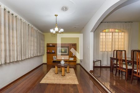 Sala de casa para alugar com 4 quartos, 470m² em Álvaro Camargos, Belo Horizonte