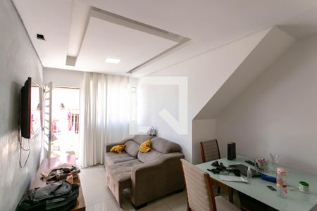 Sala de casa à venda com 3 quartos, 200m² em Candelária, Belo Horizonte