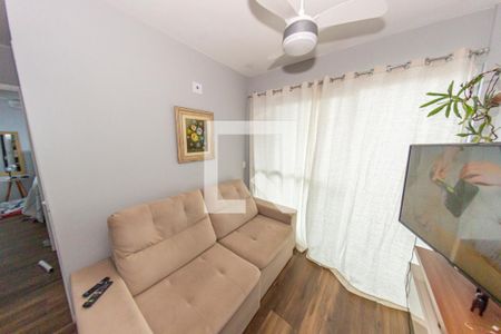 Sala de apartamento para alugar com 2 quartos, 44m² em Irajá, Rio de Janeiro