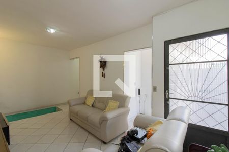 Sala de casa à venda com 3 quartos, 180m² em Jardim Santa Cecília, Guarulhos