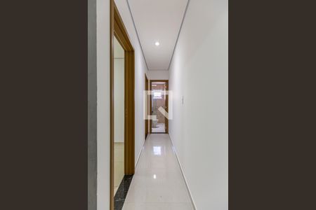 Corredor de apartamento para alugar com 2 quartos, 59m² em Vila Marina, Santo André