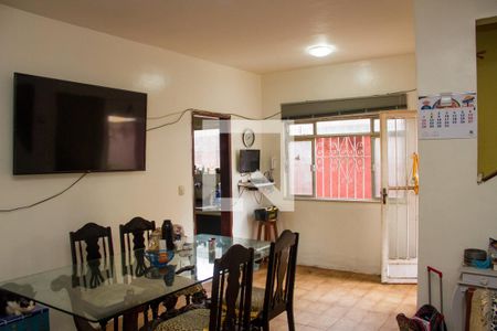 Sala de casa de condomínio à venda com 3 quartos, 300m² em Piedade, Rio de Janeiro