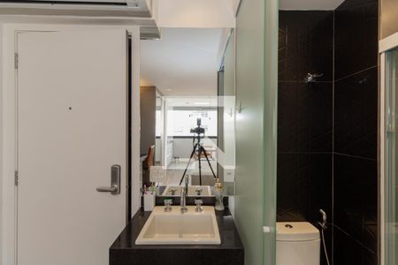 Banheiro de kitnet/studio para alugar com 1 quarto, 30m² em Vila Olímpia, São Paulo
