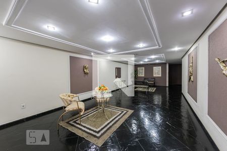 Studio à venda com 74m², 3 quartos e 1 vaga Studio à venda com 74m², 3 quartos e 1 vagaCondomínio - Hall