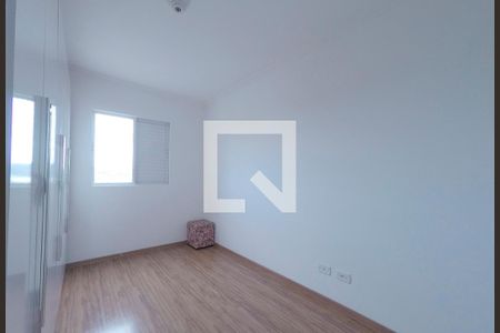 Quarto 2 de apartamento para alugar com 2 quartos, 56m² em Vila Assis Brasil, Mauá