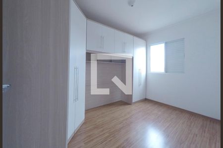 Quarto 1 de apartamento para alugar com 2 quartos, 56m² em Vila Assis Brasil, Mauá