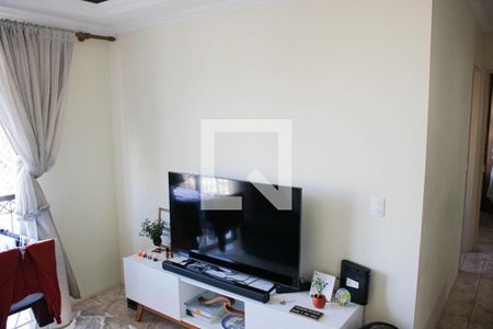 Sala de apartamento à venda com 2 quartos, 55m² em Vila Carmosina, São Paulo