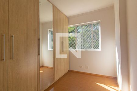 Quarto 2 de apartamento para alugar com 3 quartos, 65m² em Santa Felicidade, Curitiba