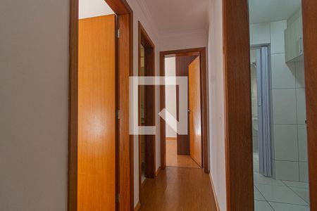 Corredor de apartamento para alugar com 3 quartos, 65m² em Santa Felicidade, Curitiba