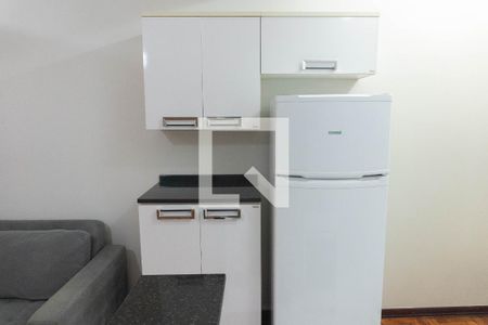 Cozinha de apartamento para alugar com 1 quarto, 42m² em Consolação, São Paulo