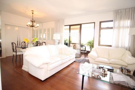 Apartamento à venda com 3 quartos, 115m² em Savassi, Belo Horizonte