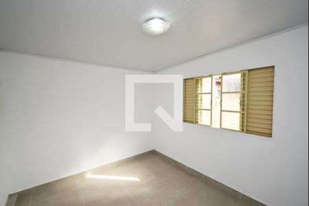 Quarto  de casa para alugar com 1 quarto, 50m² em Vila Nilo, São Paulo