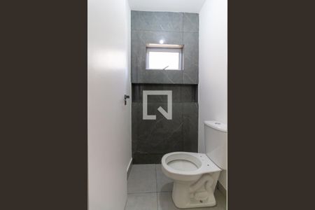 Lavabo de casa para alugar com 3 quartos, 180m² em Lapa, São Paulo