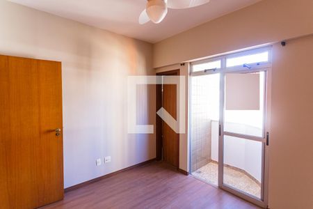 Suíte de apartamento para alugar com 3 quartos, 95m² em Funcionários, Belo Horizonte