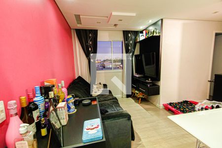 Sala de apartamento para alugar com 2 quartos, 45m² em Jardim Utinga, Santo André