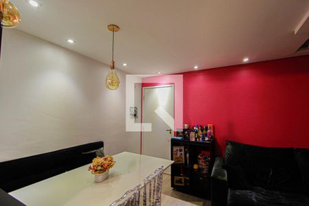 Sala de apartamento para alugar com 2 quartos, 45m² em Jardim Utinga, Santo André