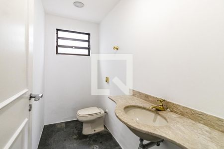 Lavabo de casa para alugar com 4 quartos, 237m² em Aclimação, São Paulo