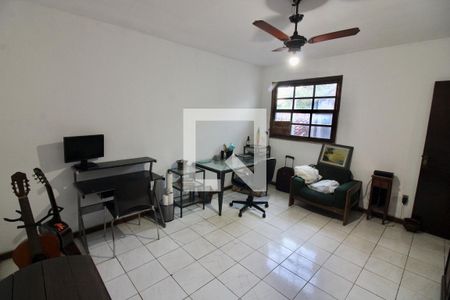 Quarto de casa de condomínio à venda com 4 quartos, 180m² em Recreio dos Bandeirantes, Rio de Janeiro