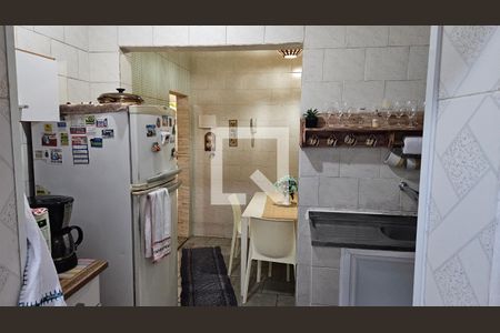 Cozinha de apartamento à venda com 2 quartos, 90m² em Fátima, Niterói