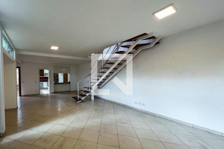 Sala de casa para alugar com 3 quartos, 250m² em Indianópolis, São Paulo