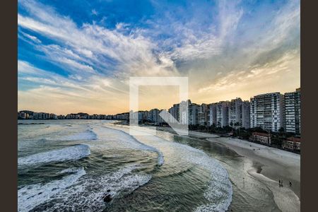 Vista da Sala de apartamento para alugar com 3 quartos, 200m² em Morro do Maluf, Guarujá