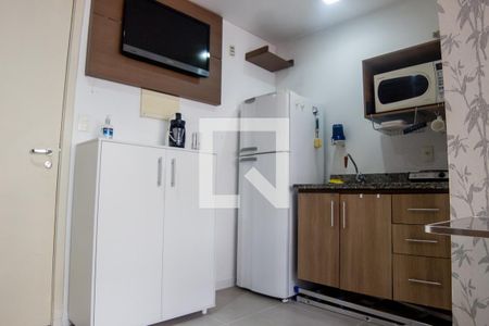 Cozinha de apartamento para alugar com 1 quarto, 25m² em Consolação, São Paulo