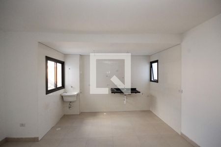 Sala e cozinha de apartamento para alugar com 2 quartos, 48m² em Chácara Mafalda, São Paulo