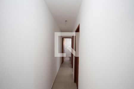 Corredor de apartamento para alugar com 2 quartos, 48m² em Chácara Mafalda, São Paulo