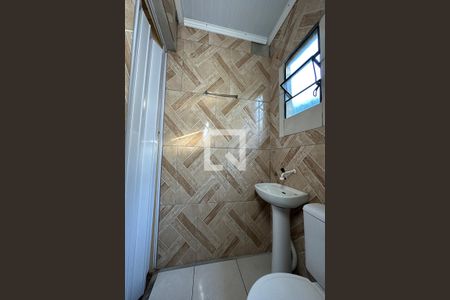 Banheiro de apartamento para alugar com 1 quarto, 60m² em Pinheiro, São Leopoldo